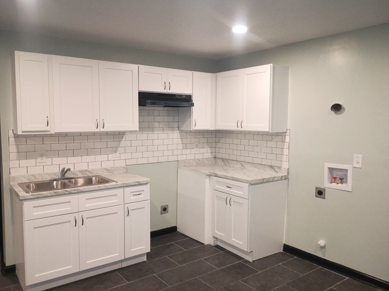 850 Baltimore St #1 - Photo 6 of 14