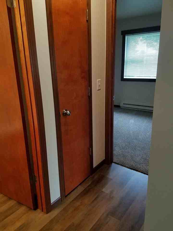 3202 Terrace Court - Photo 6 of 9