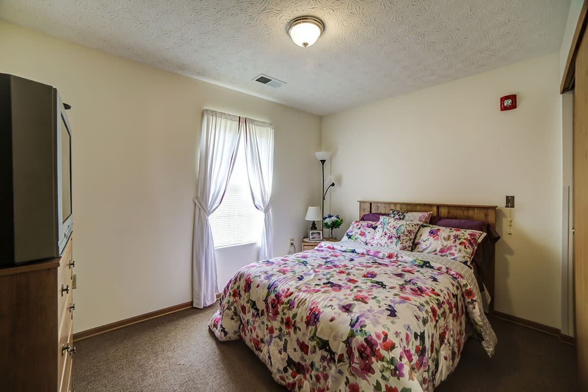 Madison Grove - Photo 6 of 46