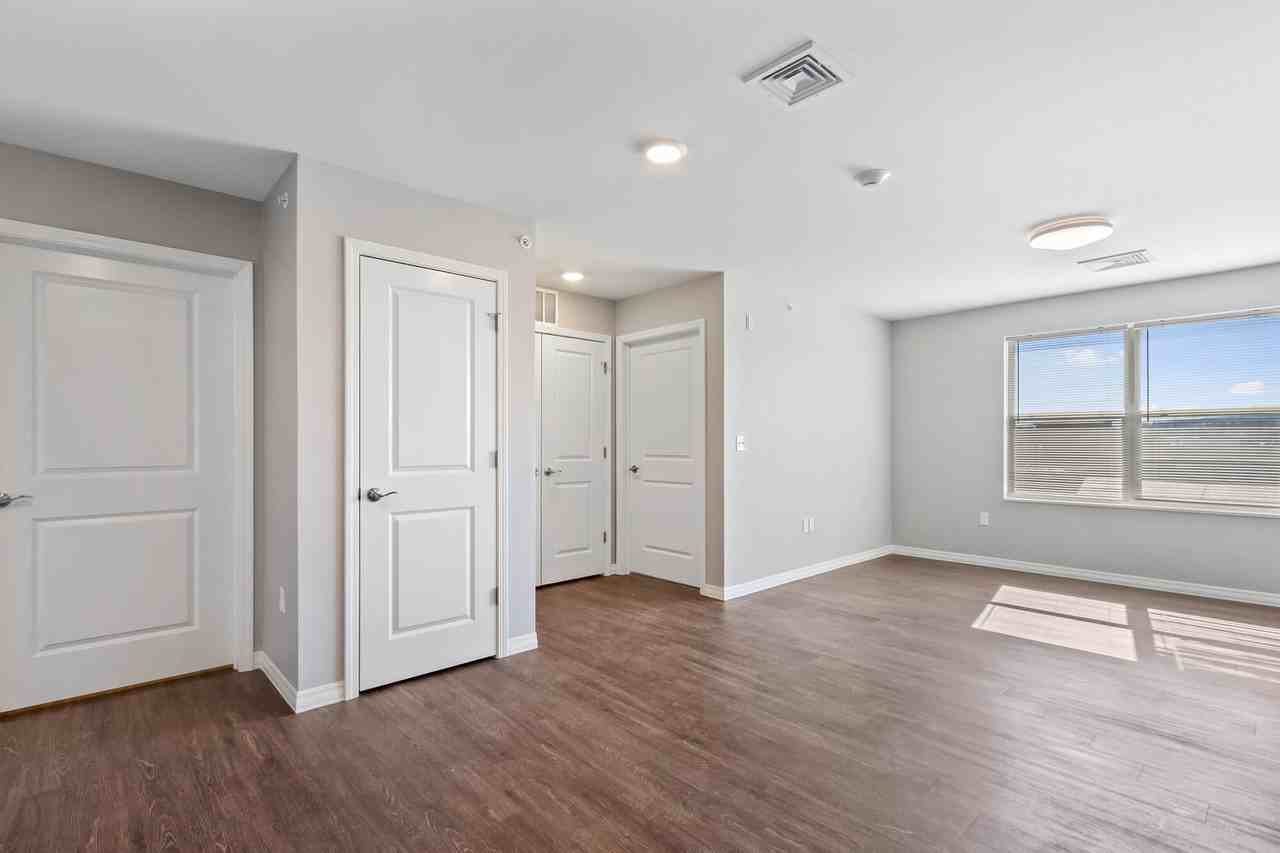 Barley Square Apartments - Photo 4 of 17