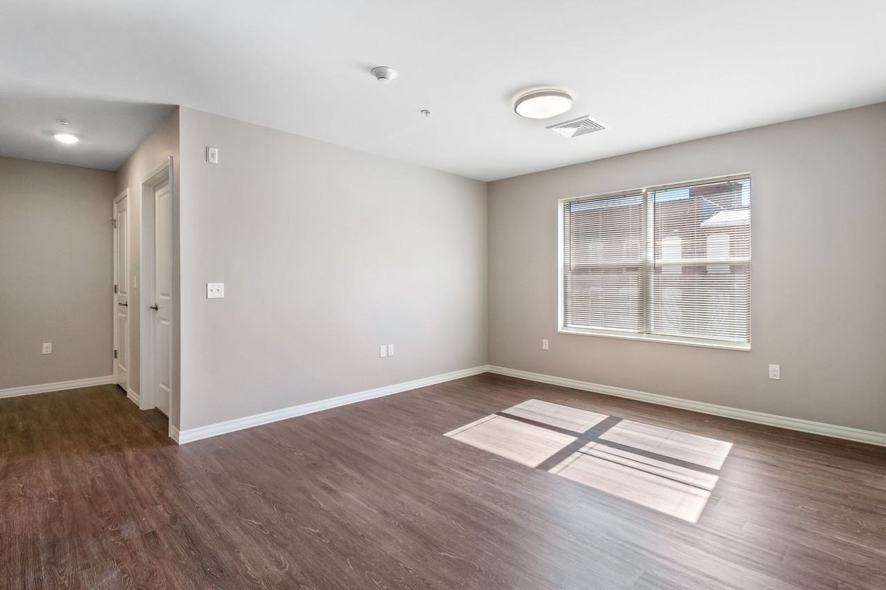 Barley Square Apartments - Photo 5 of 17