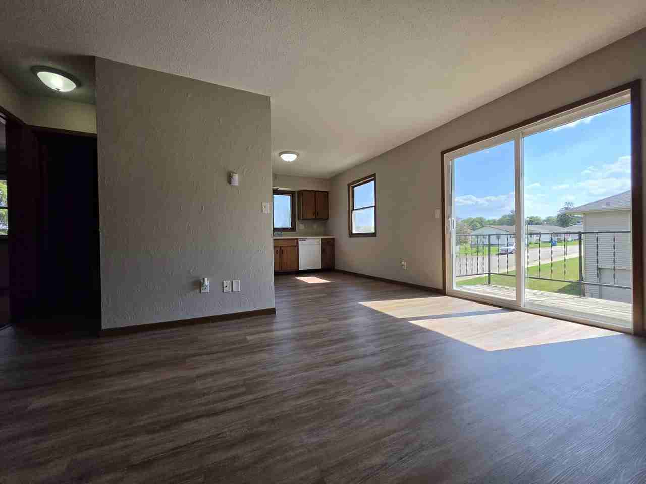 408-412 3rd Ave SW - Photo 7 of 15