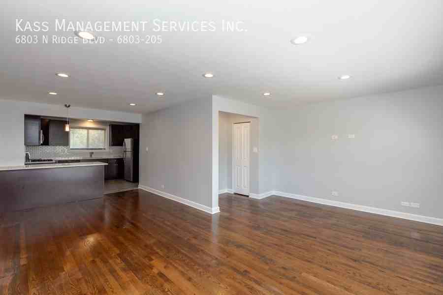 6801-09 N Ridge Blvd - Photo 3 of 17