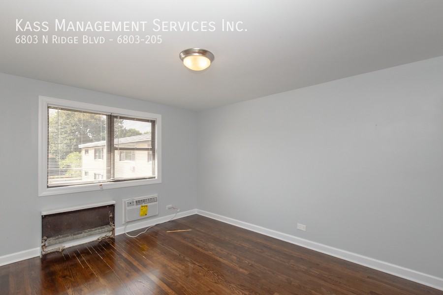 6801-09 N Ridge Blvd - Photo 6 of 17