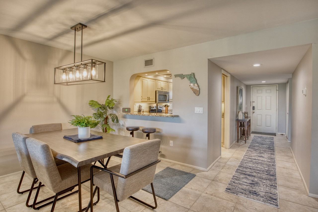5640 Golf Pointe Dr #1 - Photo 5 of 13