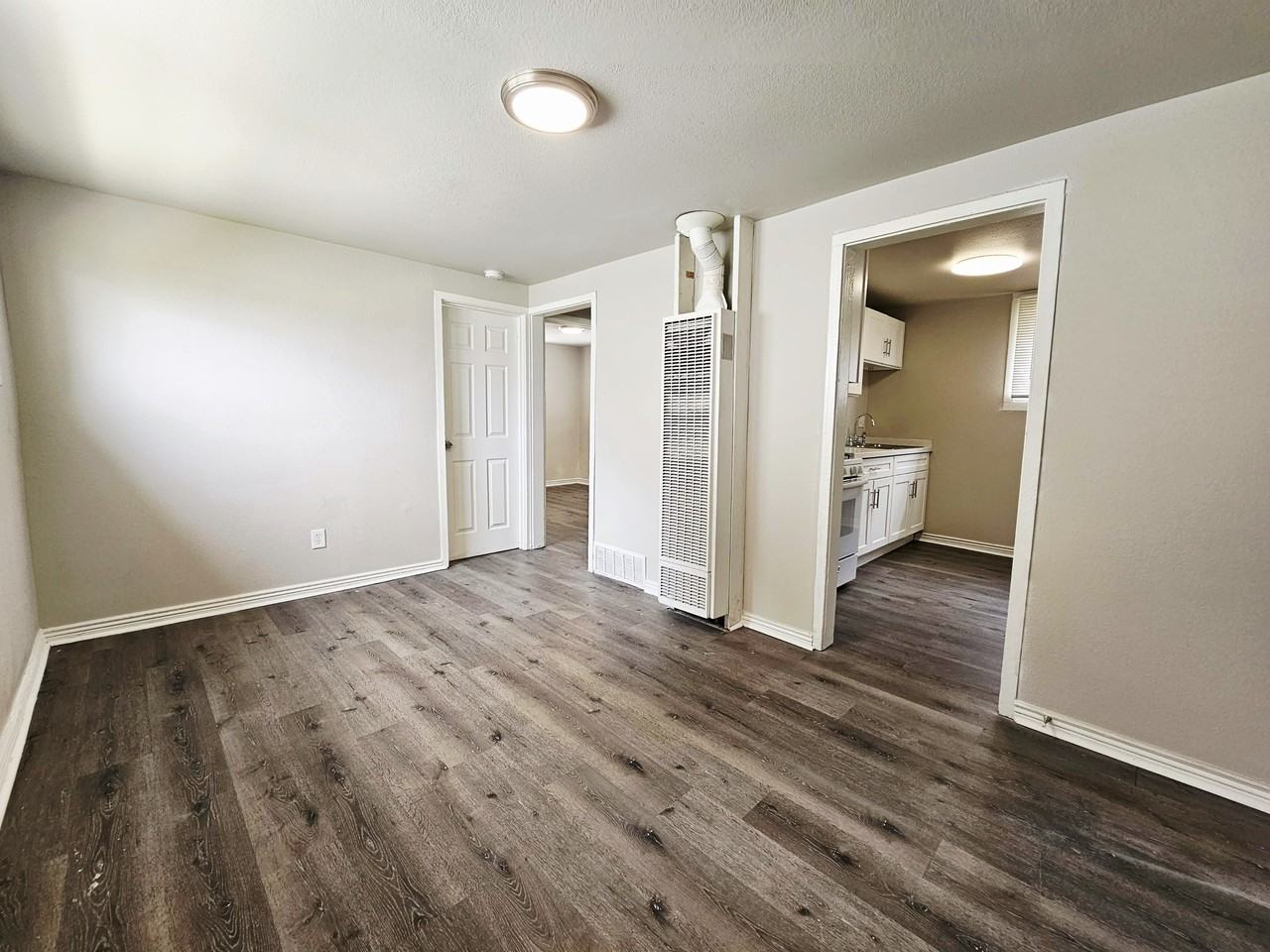 414 Arrawanna St #1 - Photo 2 of 6