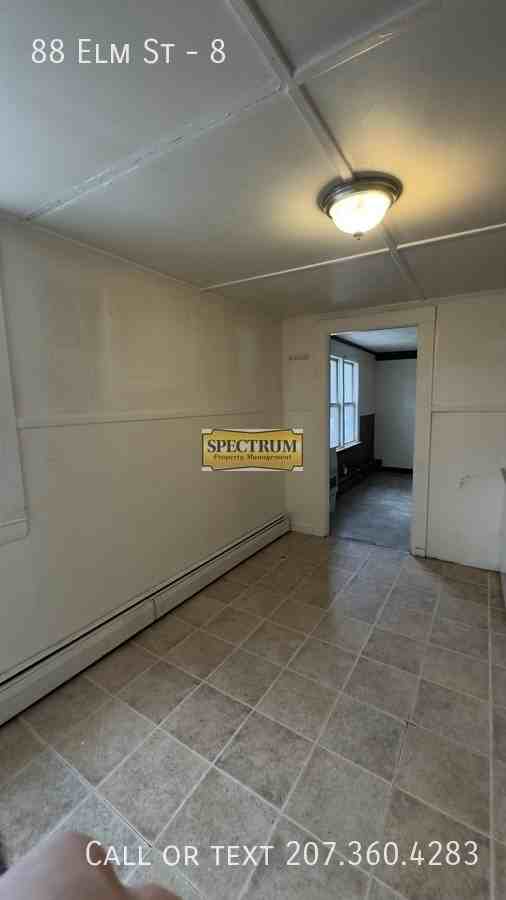 88 Elm St - Photo 4 of 11