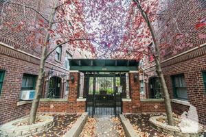 featured image of 630 W Arlington Pl