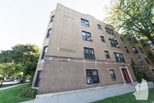 4547 N Leavitt St - Photo 1 of 1