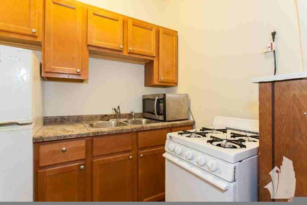 428 W Surf St #432-208 - Photo 6 of 8