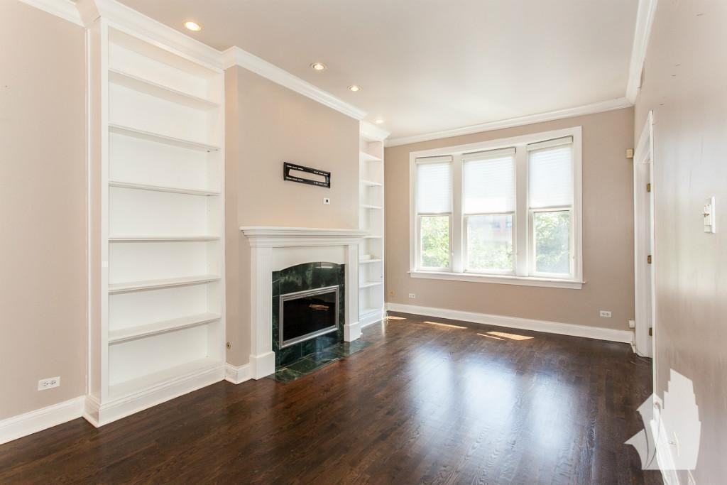 3846 N Southport Ave #3846-3 - Photo 2 of 15