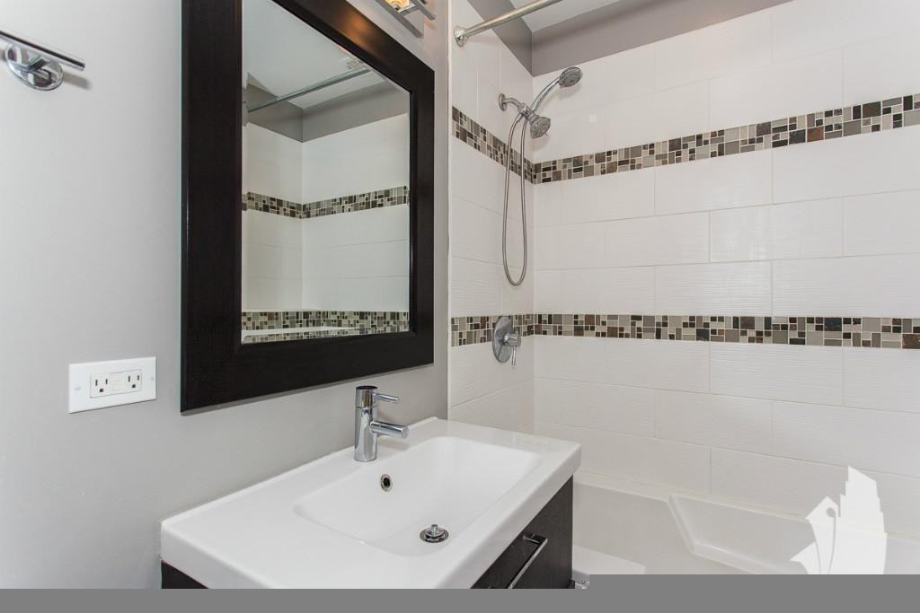 3846 N Southport Ave #3846-3 - Photo 7 of 15