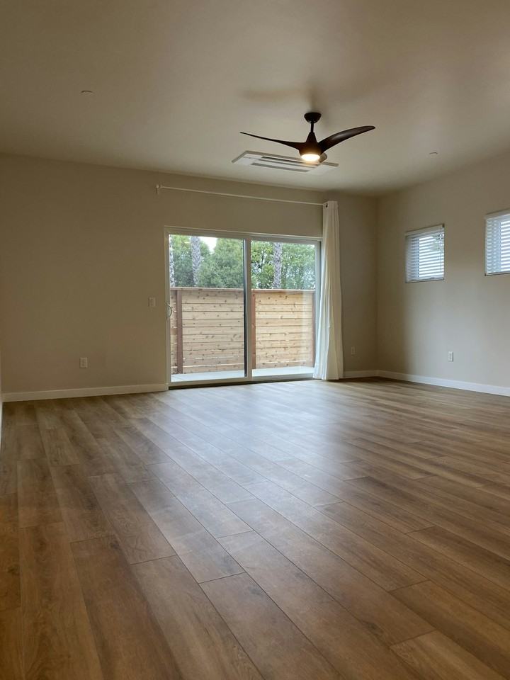 691 Stoneridge Drive, Unit ADU - Photo 3 of 15