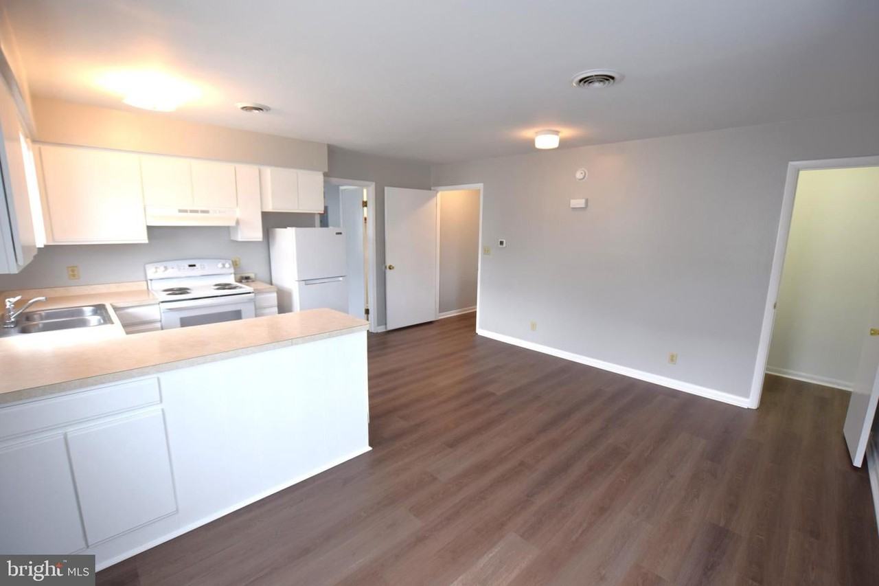 13 Se 2nd St - Photo 5 of 11