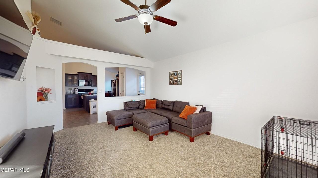 14613 Luciana Alvarado Ct - Photo 2 of 30