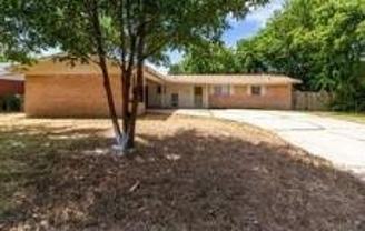 2201 Lanier Dr - Photo 1 of 1