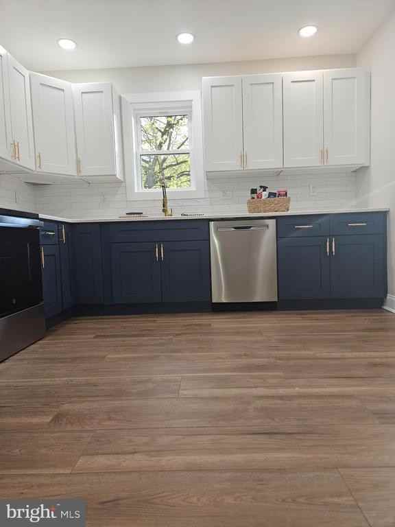 115 E 2nd St - Photo 4 of 32