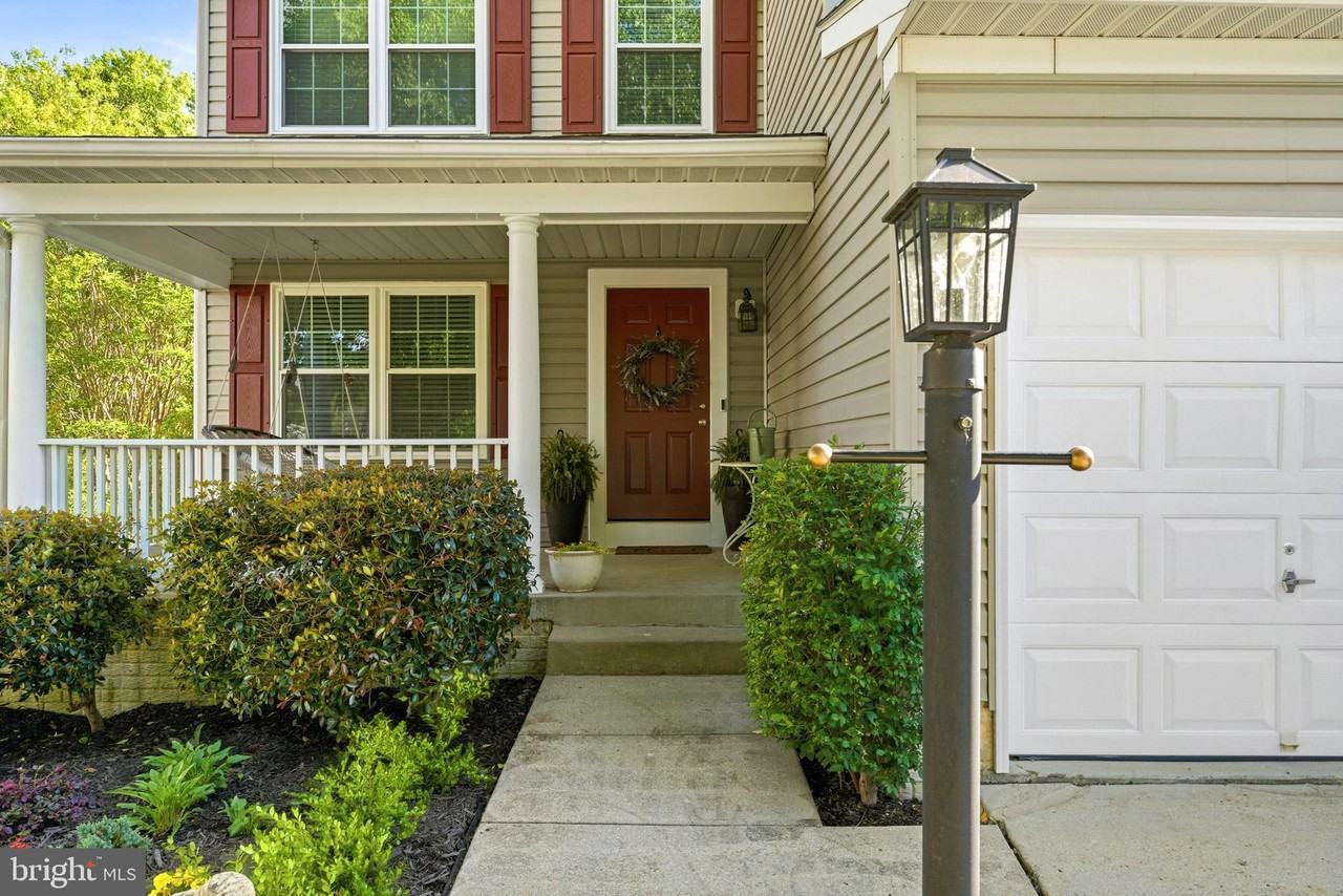 11431 Westmont Ct - Photo 5 of 50