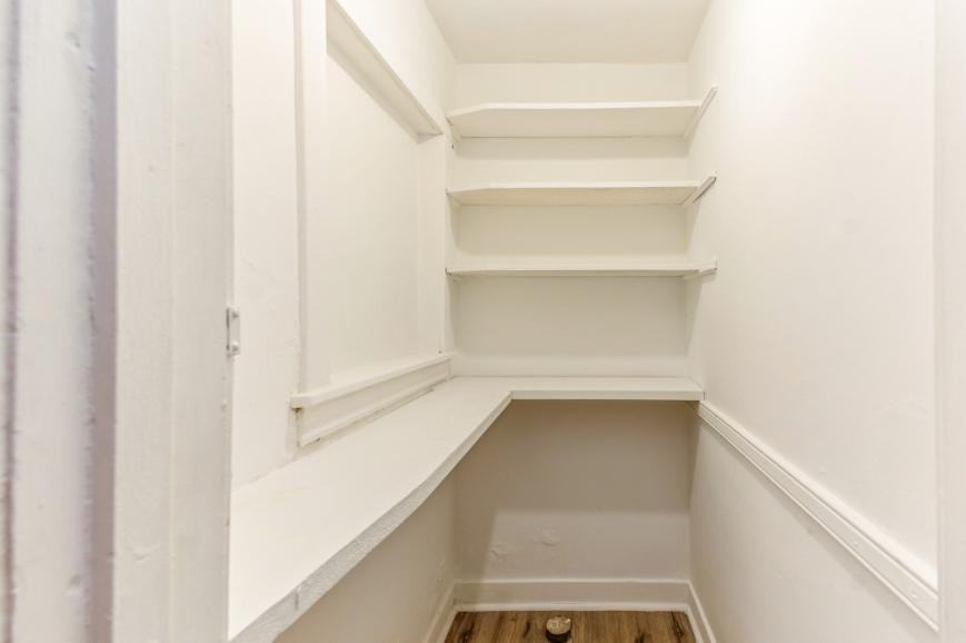 3501 N Albany Ave - Photo 3 of 10