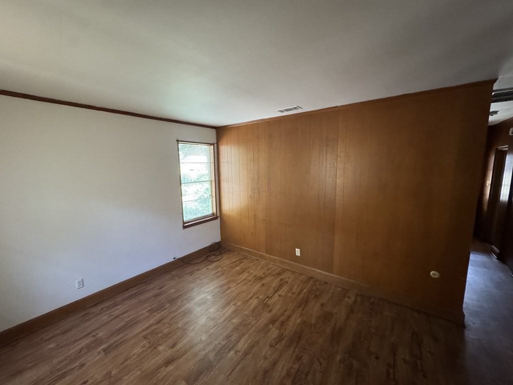 1004 8th Ave Apt A - Photo 3 of 9
