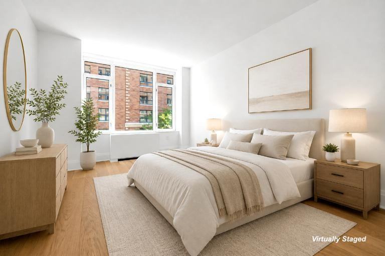 210 Warren St - Photo 4 of 10