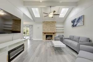 featured image of 2700 Kerrybrook Ln