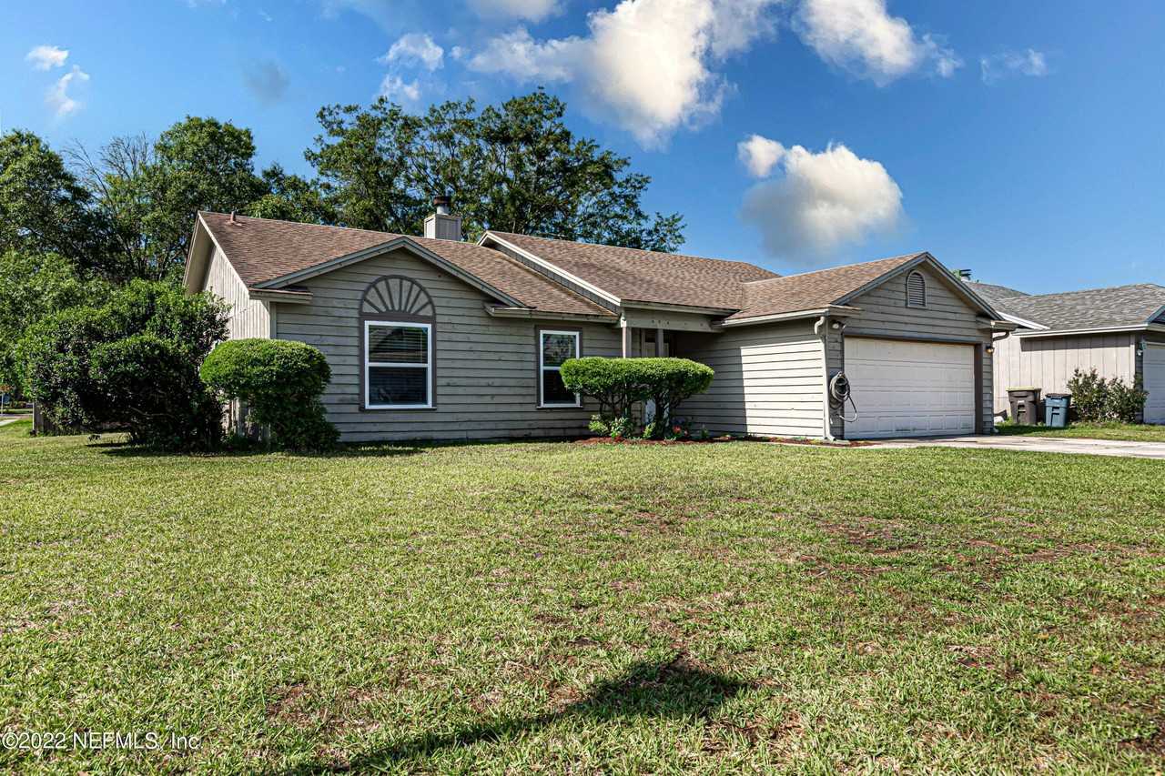 8516 Bending Branch Ct - Photo 2 of 45