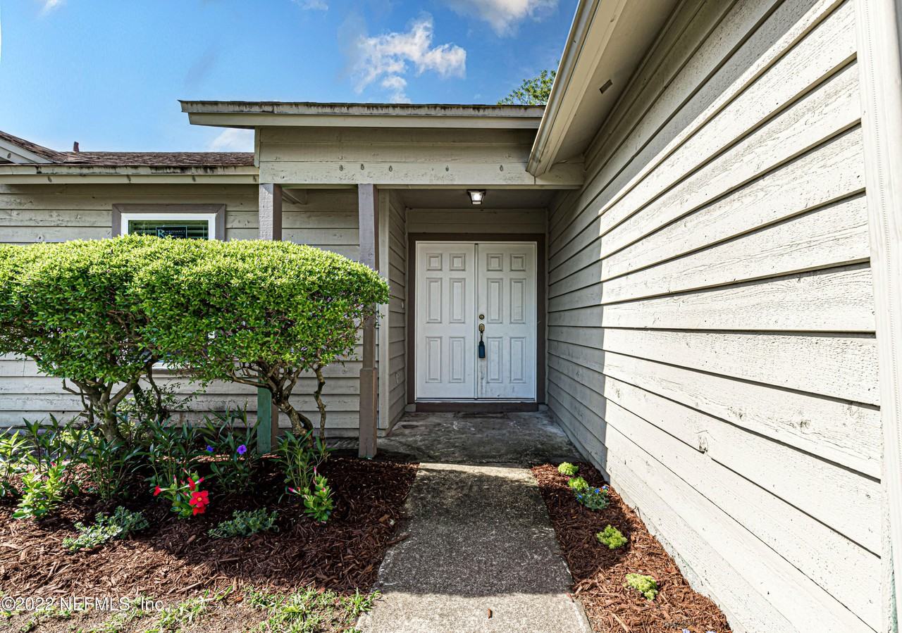 8516 Bending Branch Ct - Photo 5 of 45