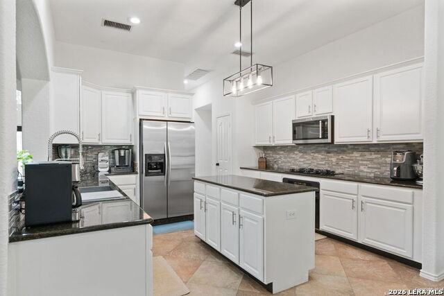 614 Cypress Trl - Photo 6 of 27