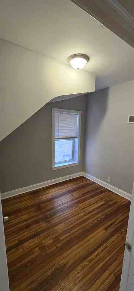 2745 W Belmont Ave Unit 1 - Photo 4 of 7