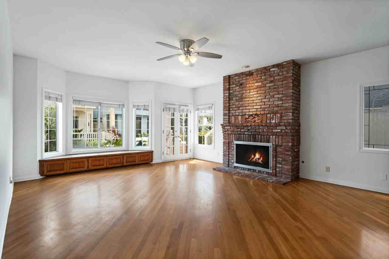 459 35th Street - Photo 6 of 42