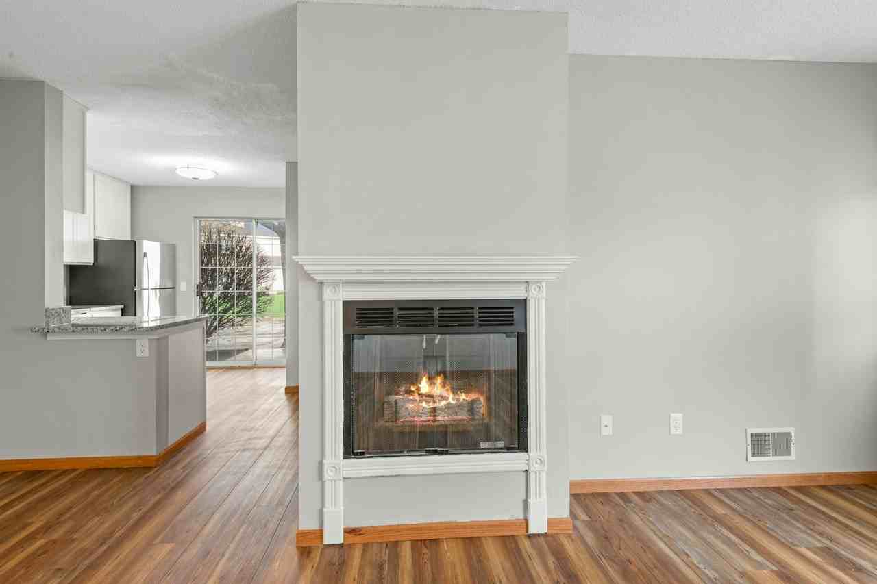 1925 Southcross Drive West, Unit 1305 - Photo 4 of 12