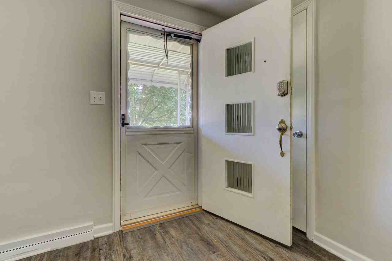 1724 Northgate Road - Photo 4 of 31
