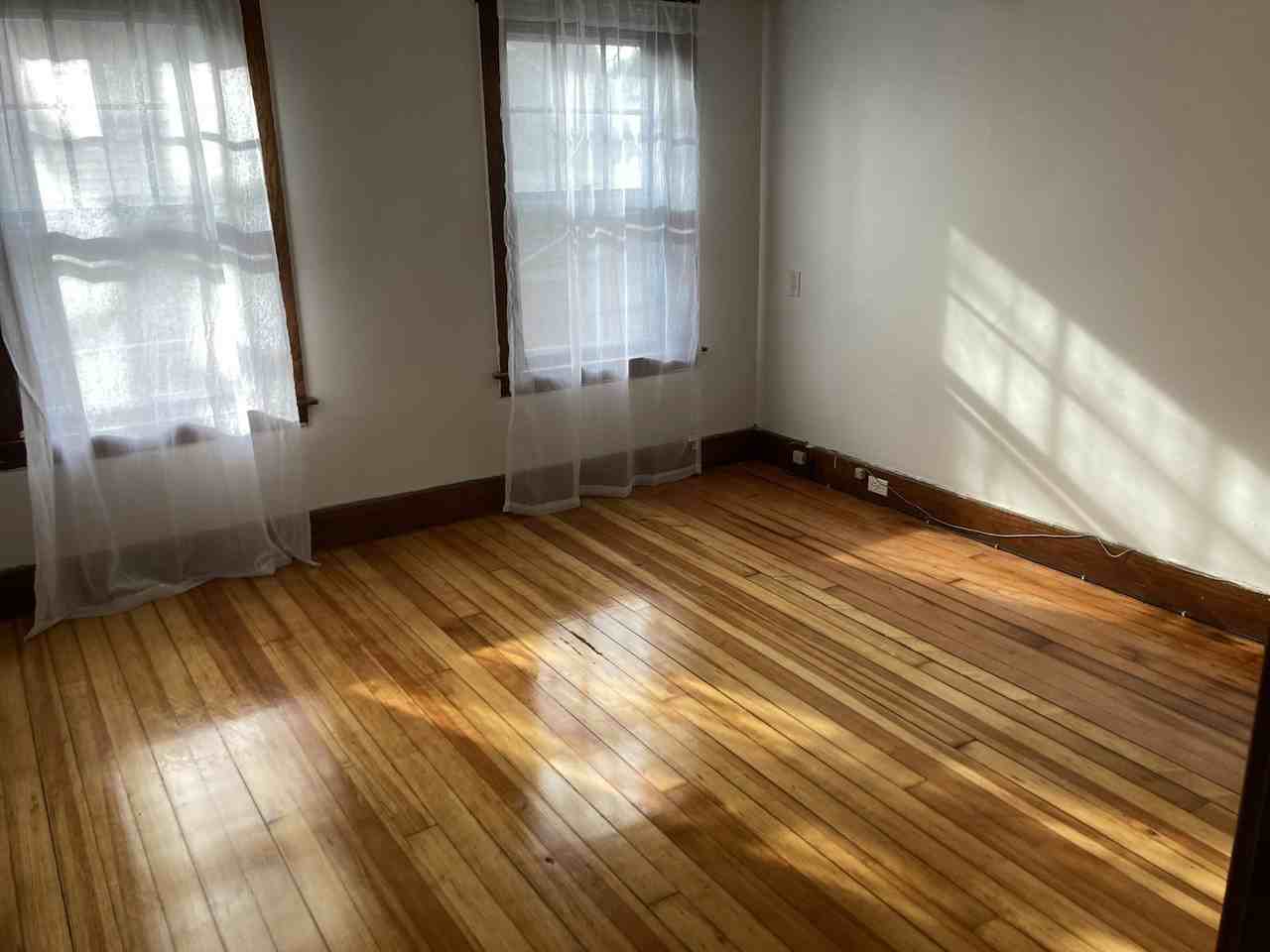 47 Simonds Street, Unit B - Photo 5 of 14