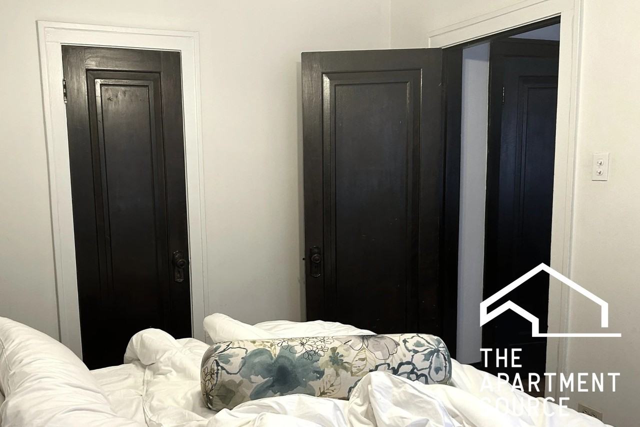 1913 W Larchmont Ave #2A - Photo 7 of 20