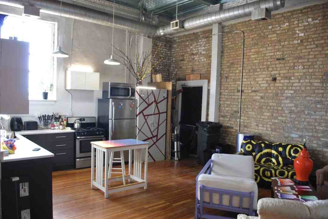 1621 N Kedzie Ave #3 - Photo 5 of 32