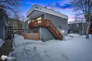 featured image of 3962 Reka Dr #C6