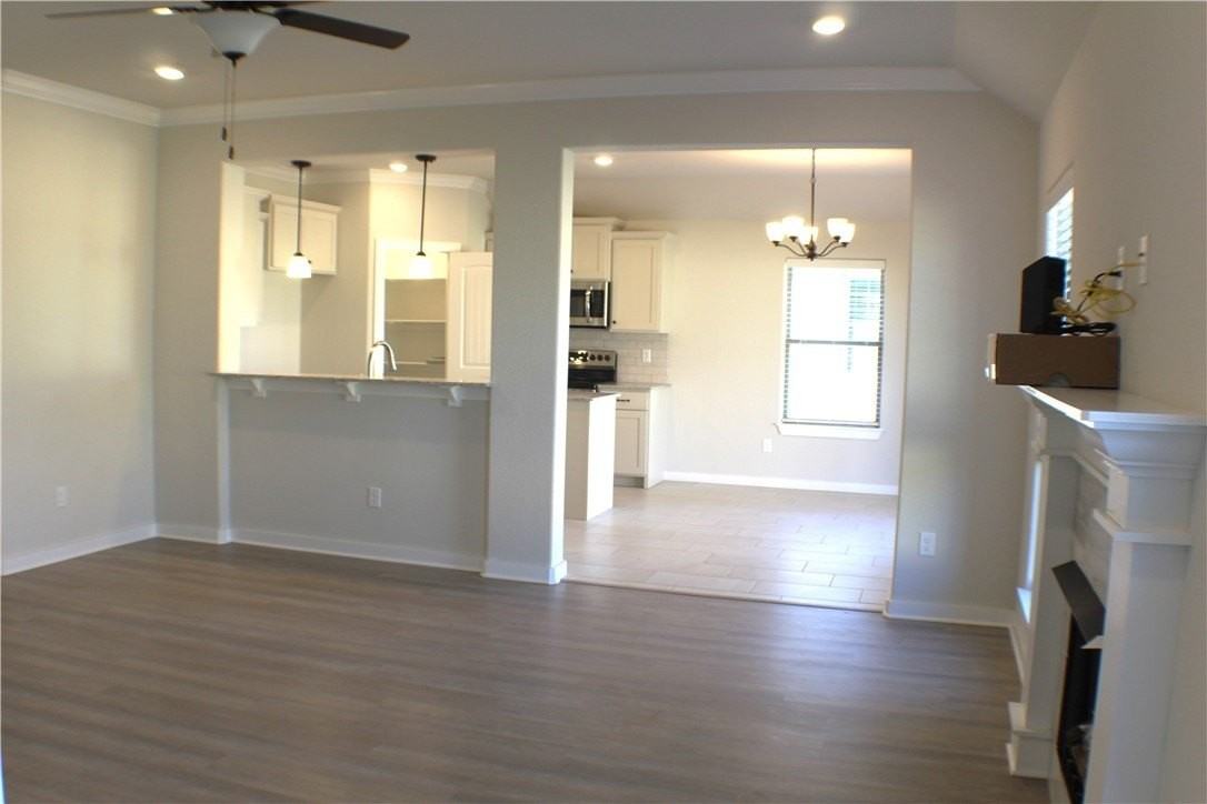 531 Peach Ave - Photo 4 of 23