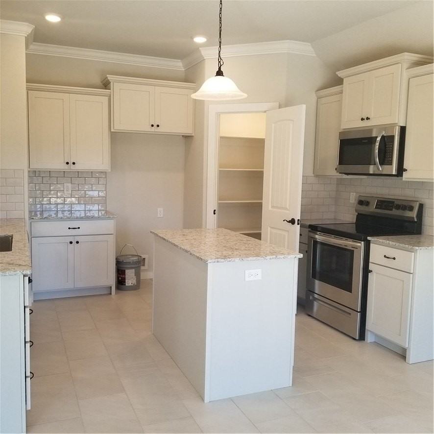 531 Peach Ave - Photo 7 of 23