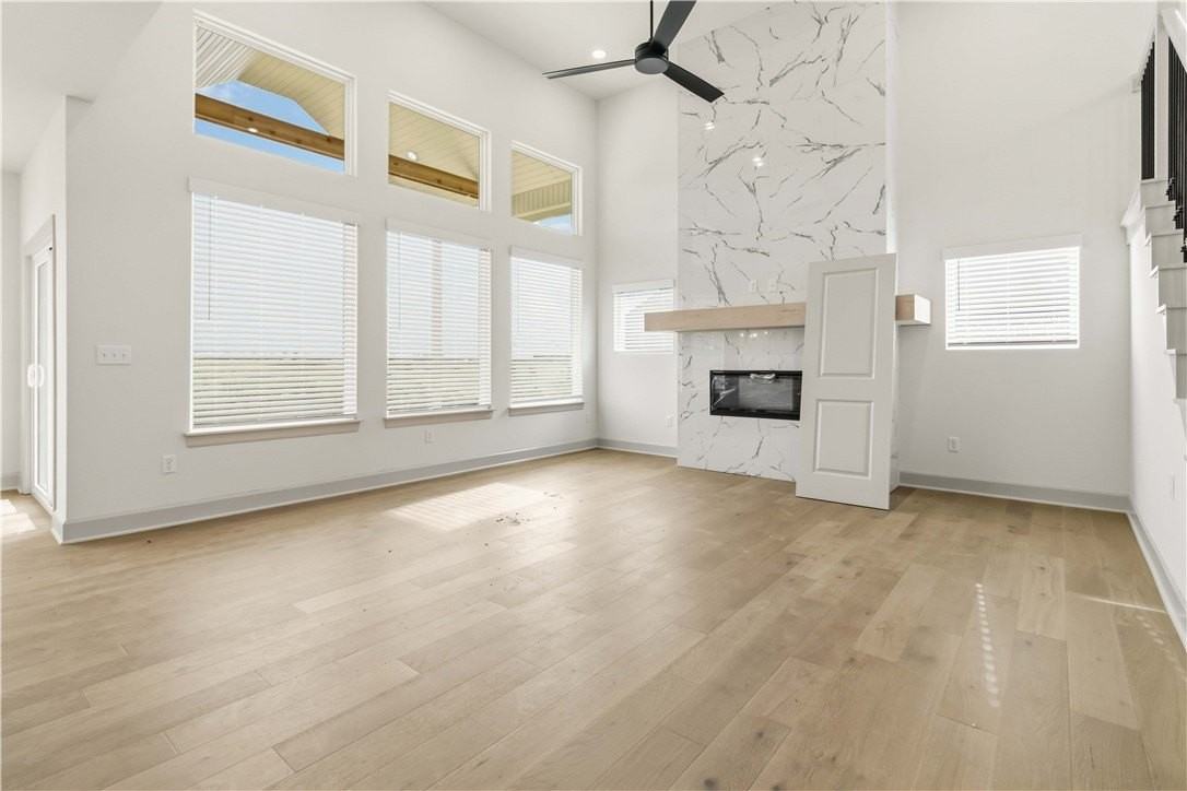 910 Trestle Lane - Photo 6 of 36