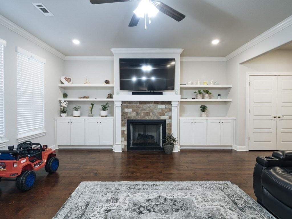 940 Ashmore Landing Loop - Photo 3 of 29