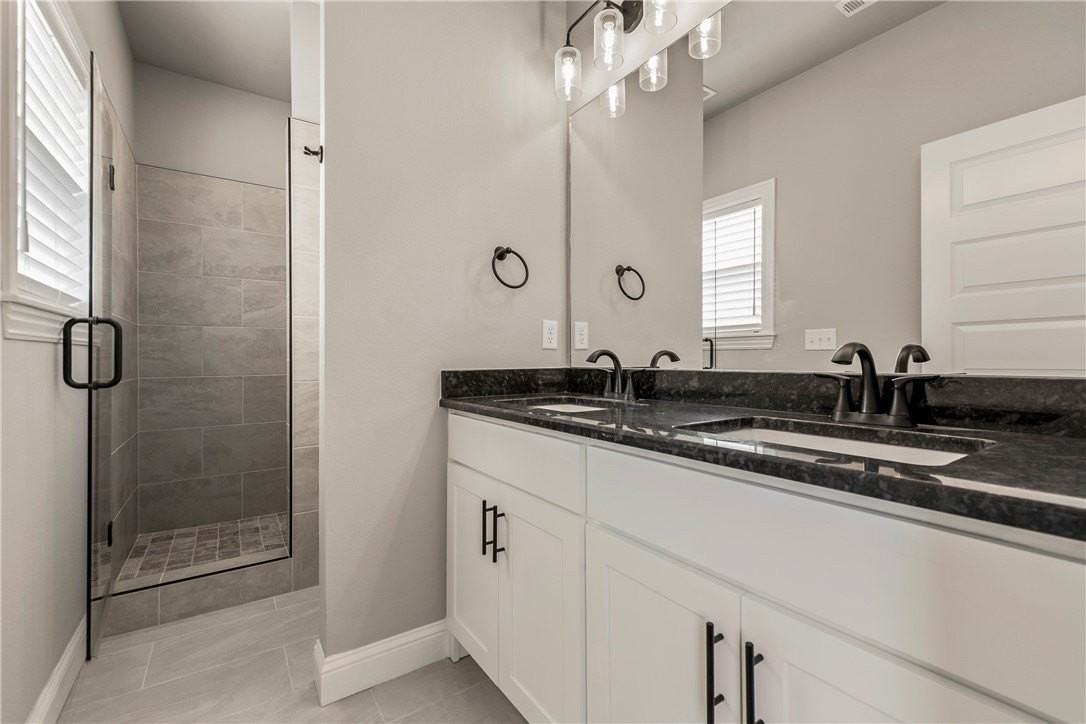 2903 Sw Hampshire Ave - Photo 7 of 16