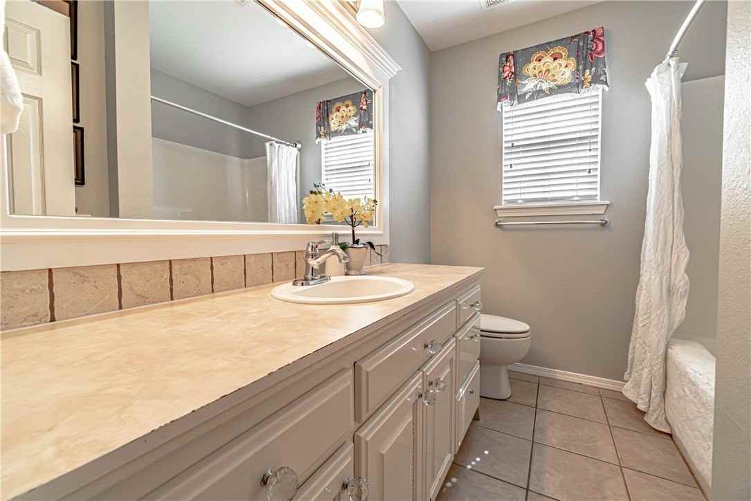 1807 Sw Pine Ave - Photo 6 of 15