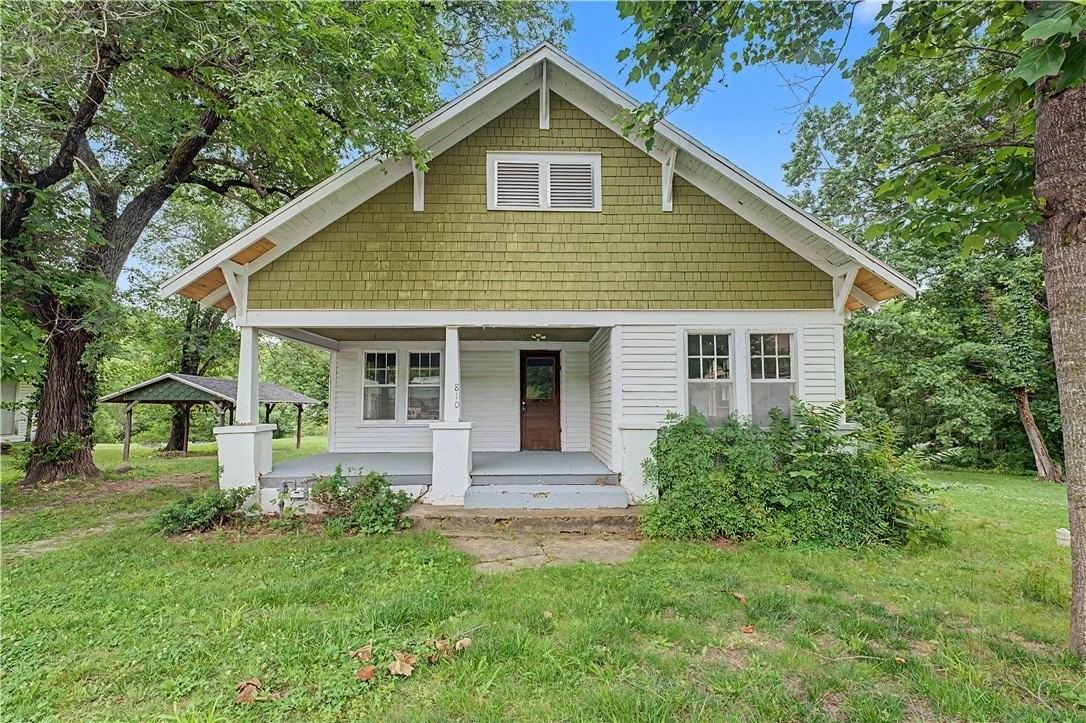810 King Ave - Photo 3 of 22
