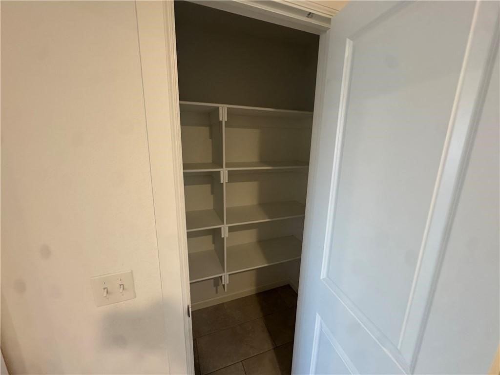 4304 W Newton Ave - Photo 7 of 22