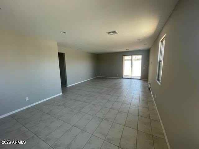 8746 W San Juan Ave - Photo 3 of 27