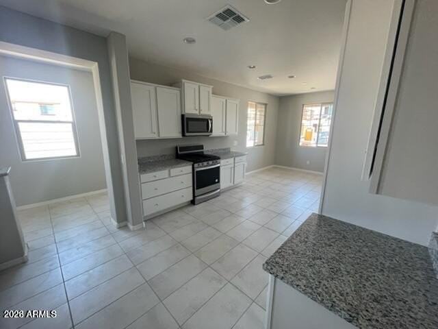 8746 W San Juan Ave - Photo 5 of 27
