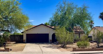 3901 W Sweetwater Ave - Photo 1 of 1