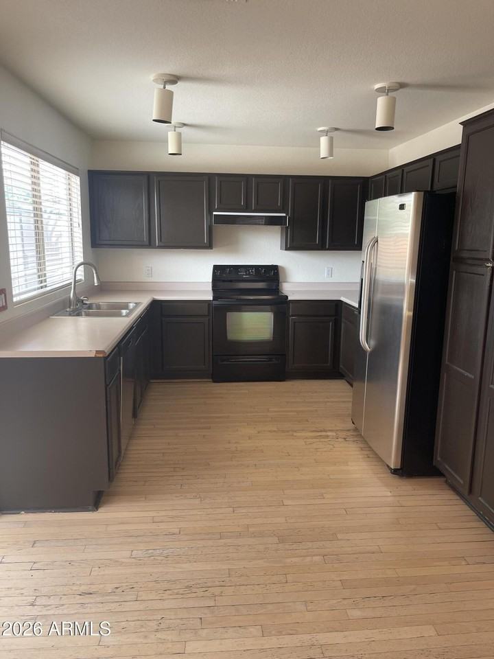4727 E Goldfinch Gate Ln - Photo 4 of 13
