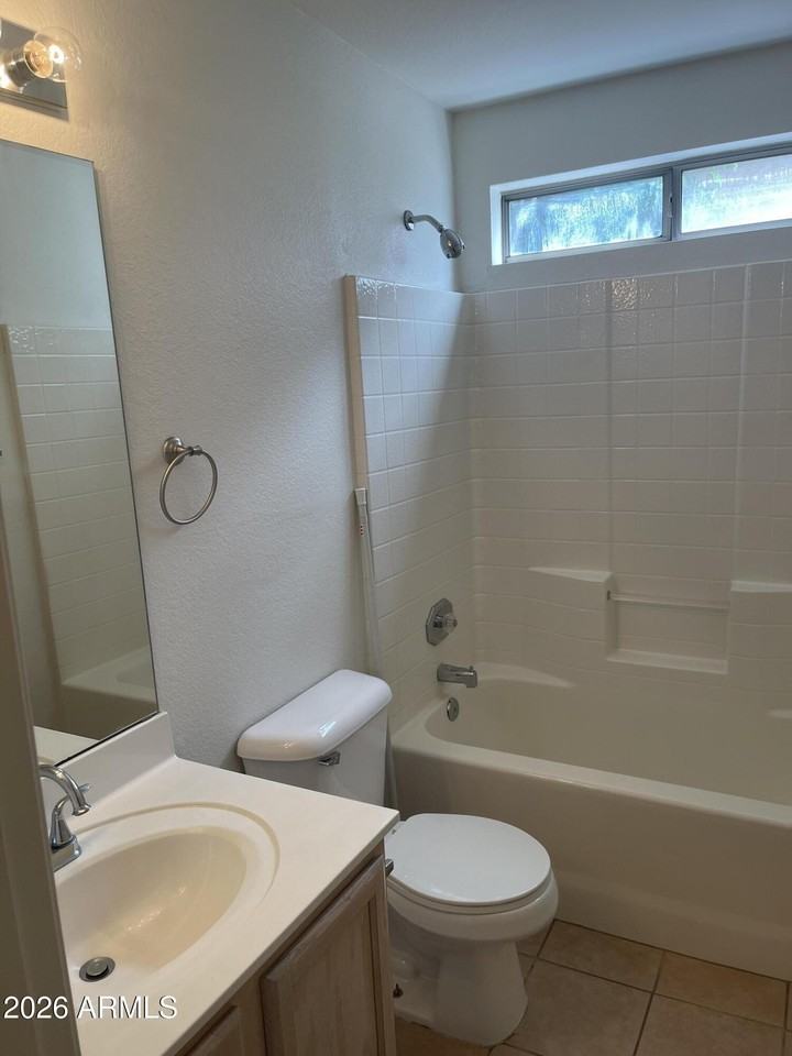 4727 E Goldfinch Gate Ln - Photo 7 of 13